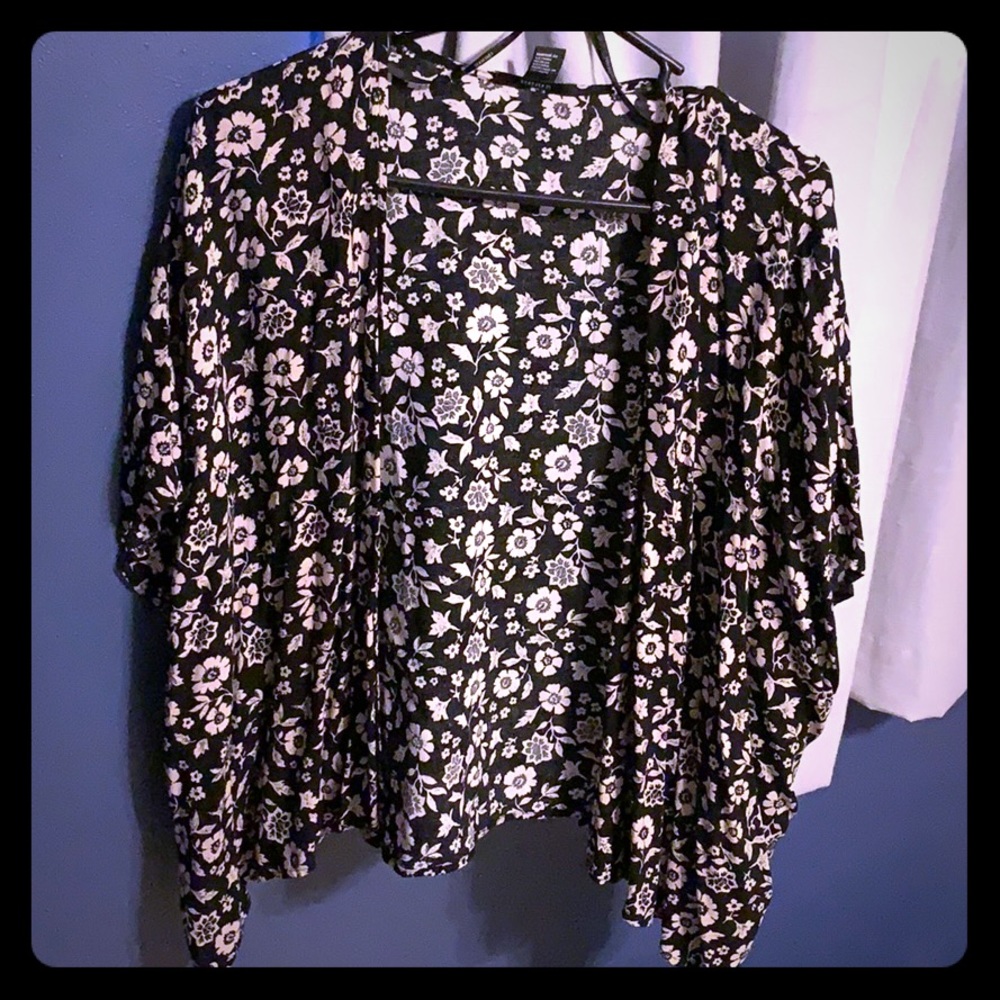 Comfortable and lightweight cover up